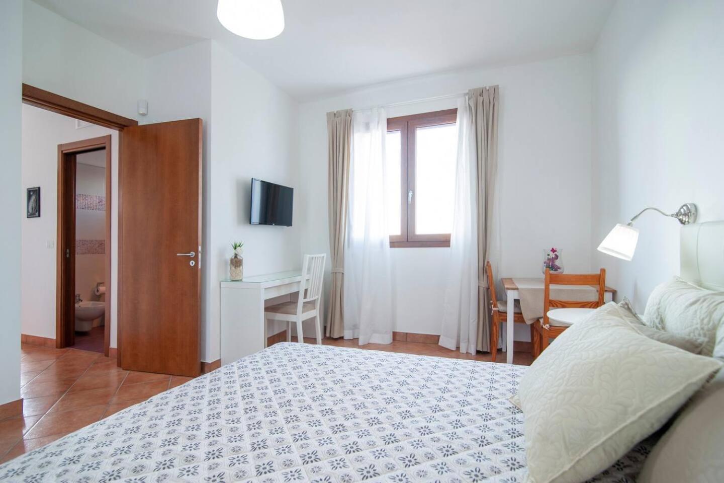 La Dimora Dei Conti Bed & Breakfast Collemeto Екстериор снимка