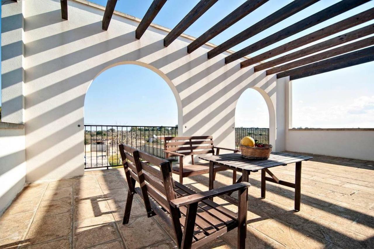 La Dimora Dei Conti Bed & Breakfast Collemeto Екстериор снимка